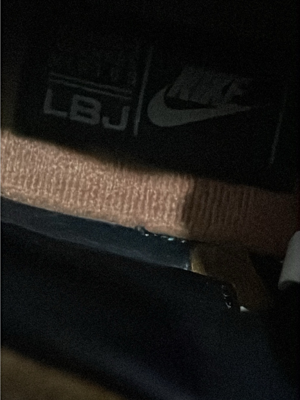 RARE Nike LeBron 12 EXT Lion’s Mane Calf Hair 716418-200 Size 8 LBJ - Picture 5 of 8